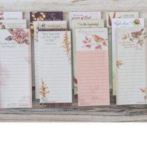 NWT 12 Floral Notepads Magnetic Backs
